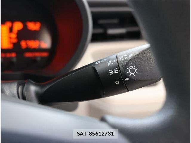 Daihatsu MOVE 2016-06 8100559-25