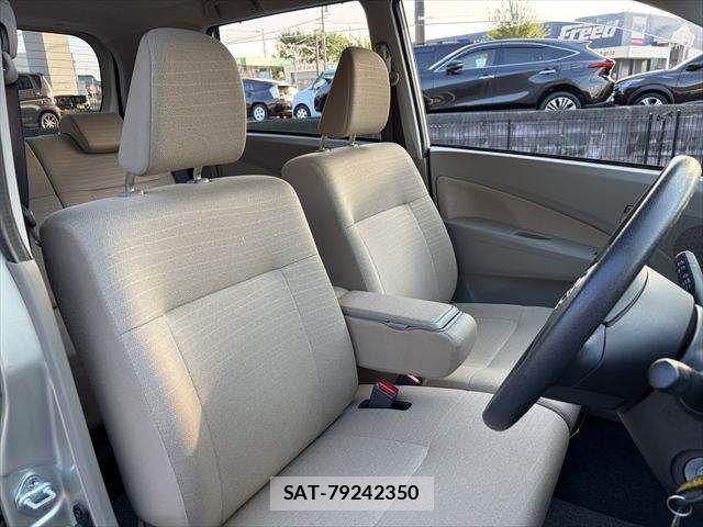 Daihatsu MOVE 2013-07 8158839-6