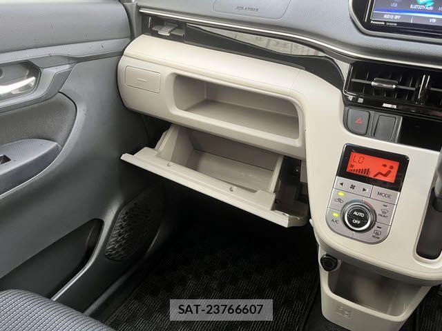 Daihatsu MOVE 2021-12 8208824-5