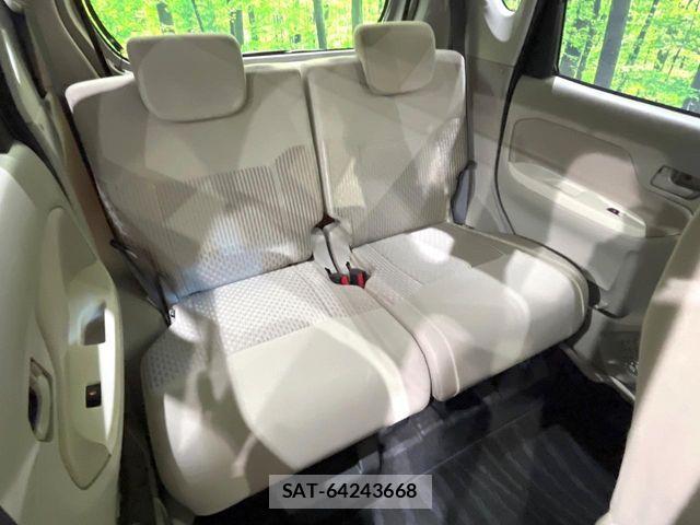 Daihatsu MOVE 2016-02 8208830-8
