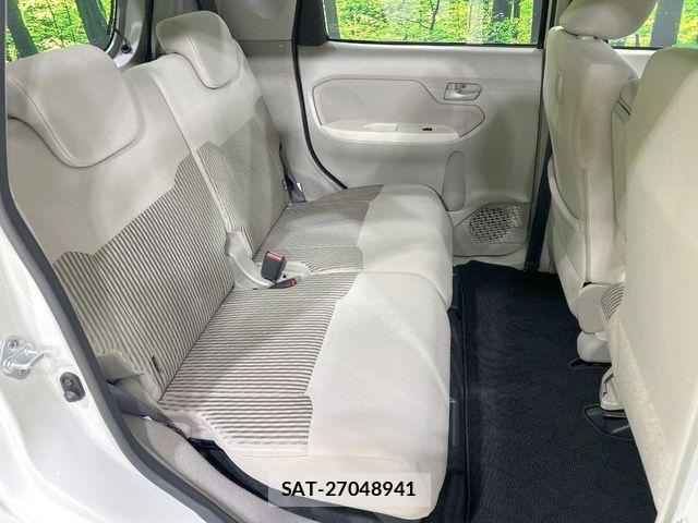 Daihatsu MOVE 2017-10 8208826-8
