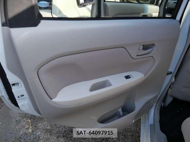 Daihatsu MOVE 2017-07 8208833-13
