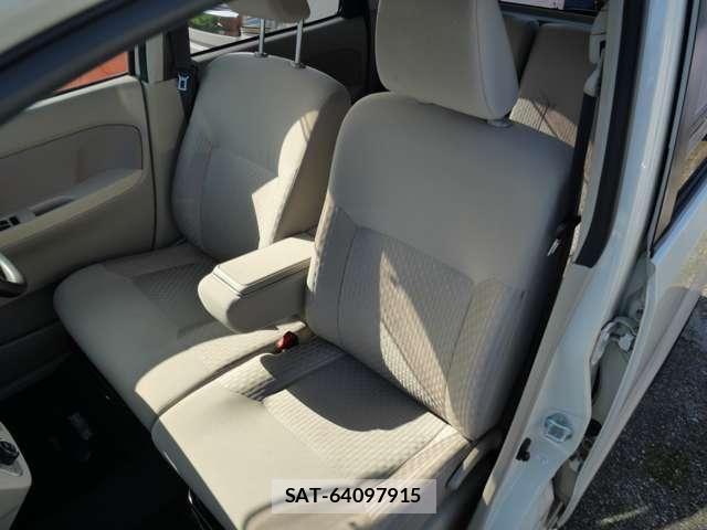 Daihatsu MOVE 2017-07 8208833-17