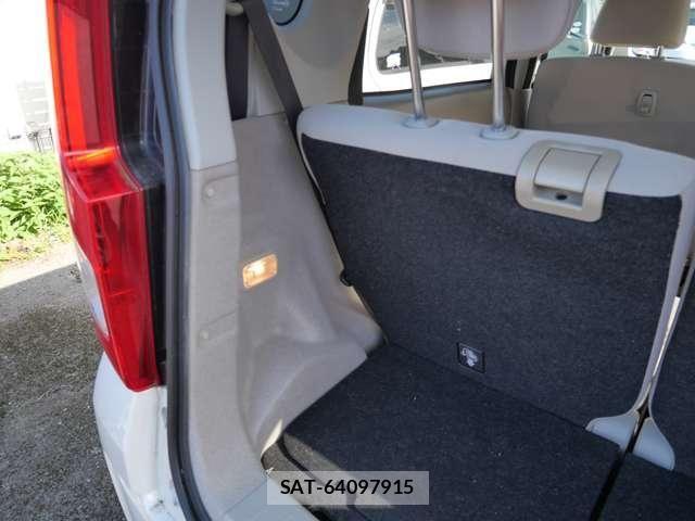 Daihatsu MOVE 2017-07 8208833-21