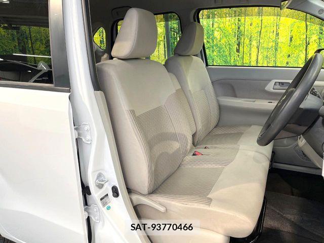 Daihatsu MOVE 2017-08 8208834-7
