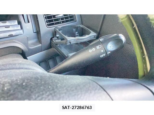 Daihatsu MOVE 2010-05 8230928-11