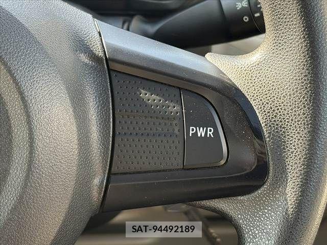 Daihatsu MOVE 2017-08 8336870-23