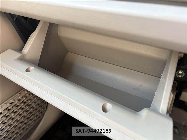 Daihatsu MOVE 2017-08 8336870-28