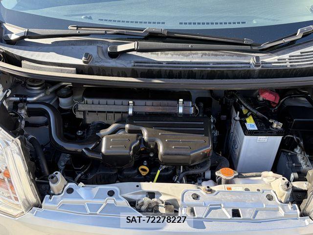 Daihatsu MOVE 2017-07 8355028-25