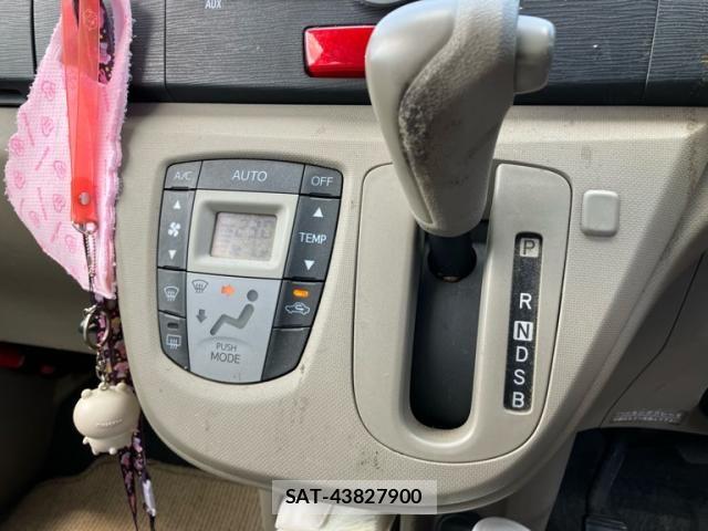 Daihatsu MOVE 2012-01 8367210-11