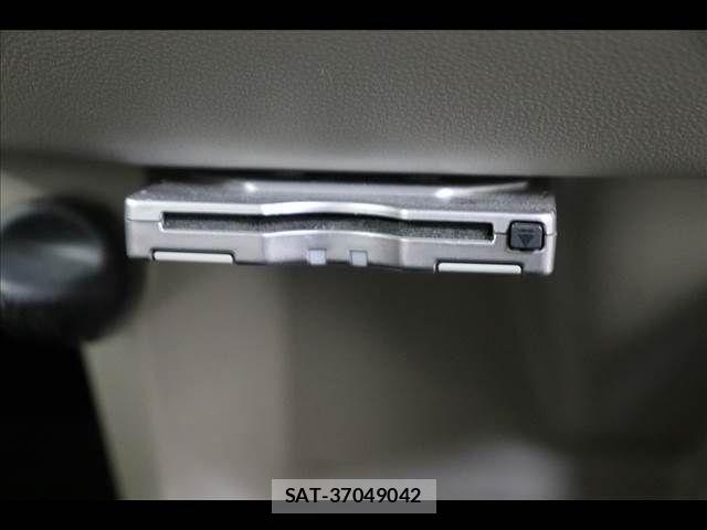 Daihatsu MOVE 2017-04 8367194-4
