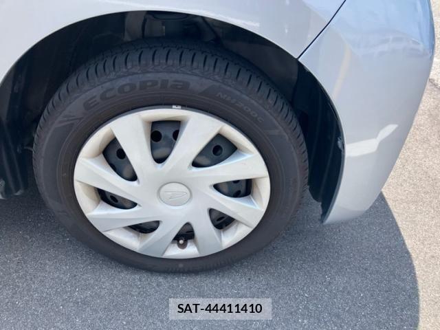 Daihatsu MOVE 2013-07 8413742-3