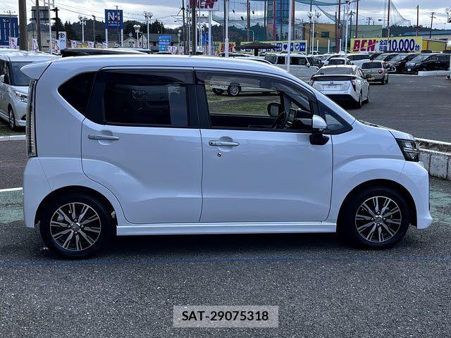Daihatsu MOVE 2020-10 8413722-23