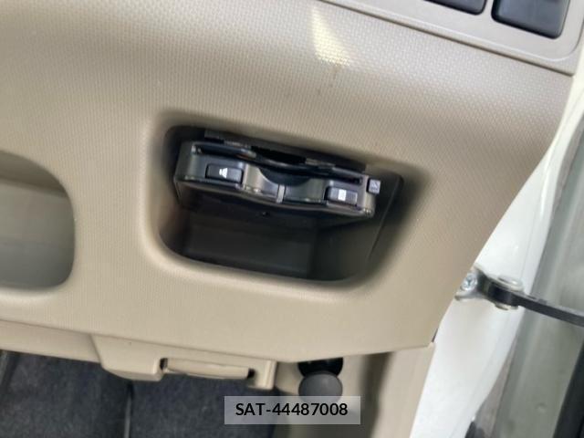 Daihatsu MOVE 2014-09 8413744-16