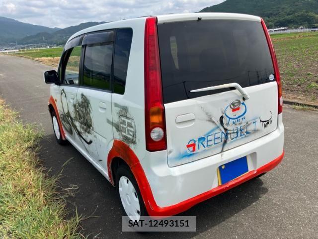 Daihatsu MOVE 2004-02 8413753-1