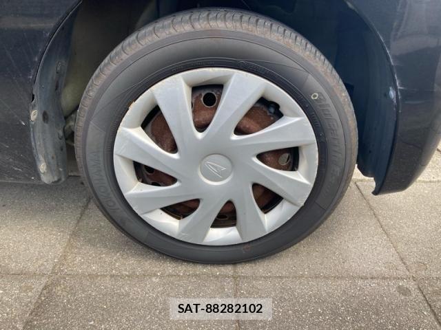 Daihatsu MOVE 2011-06 8457943-4