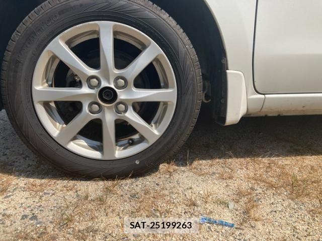 Daihatsu MOVE 2011-10 8562764-6