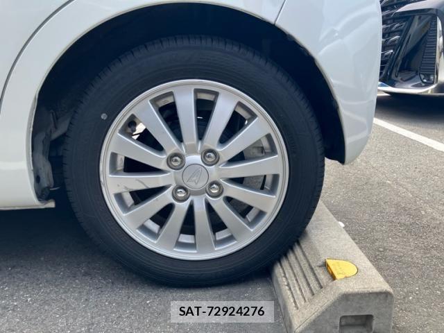 Daihatsu MOVE 2013-10 8627833-9