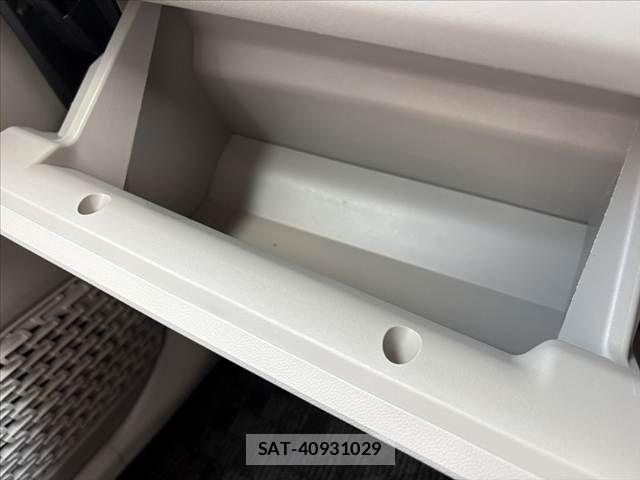 Daihatsu MOVE 2016-01 8660389-28