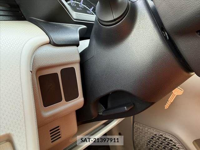 Daihatsu MOVE 2015-12 8686015-28