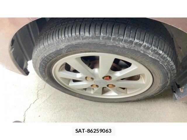 Daihatsu MOVE 2013-10 8744293-6