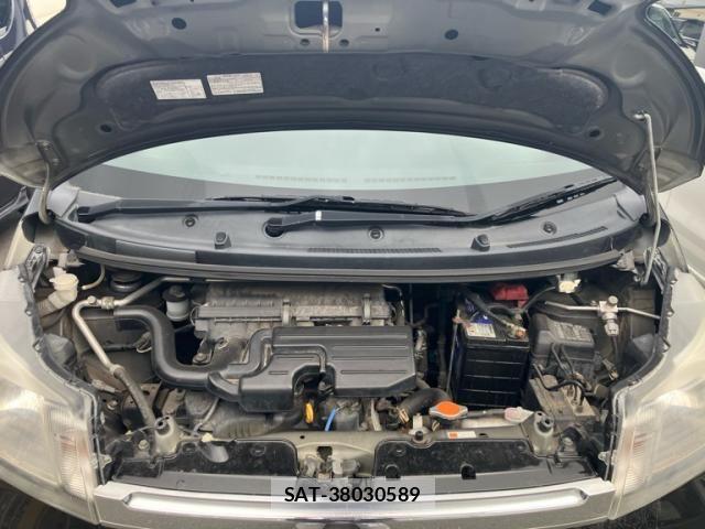 Daihatsu MOVE 2013-09 8781123-6