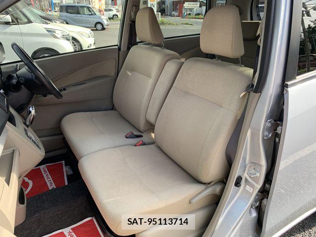 Daihatsu MOVE 2013-04 8830498-23