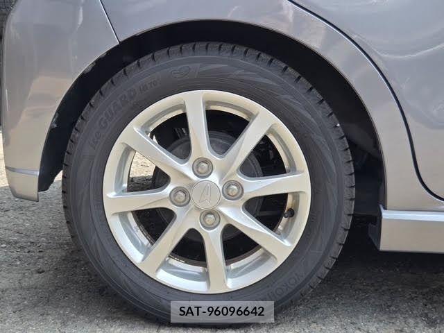 Daihatsu MOVE 2013-07 8830496-19