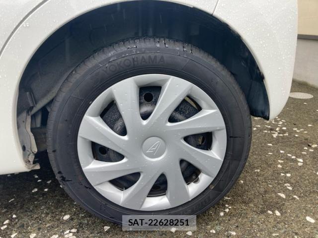 Daihatsu MOVE 2012-01 8880930-12