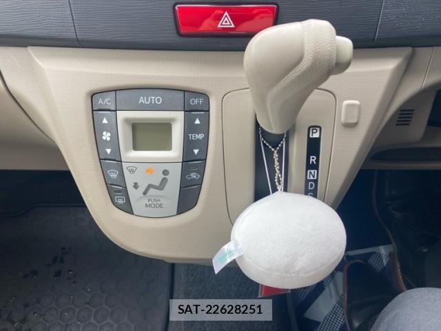 Daihatsu MOVE 2012-01 8880930-19