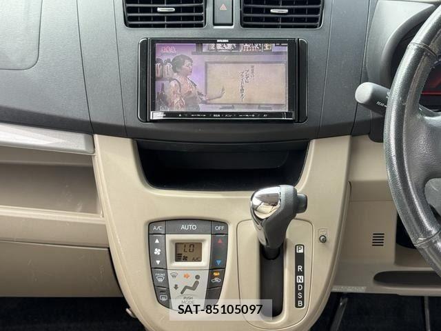Daihatsu MOVE 2014-02 8880922-22