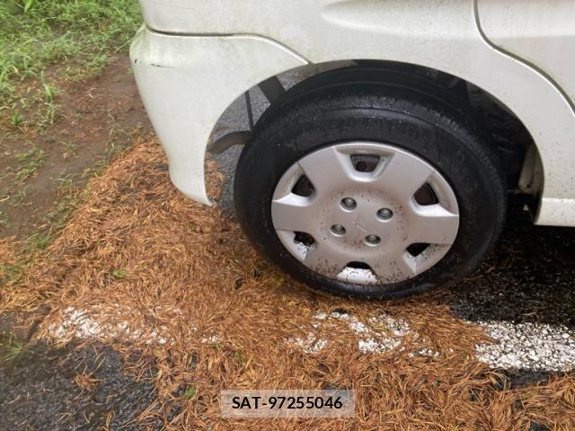 Daihatsu MOVE 2001-06 8883976-17