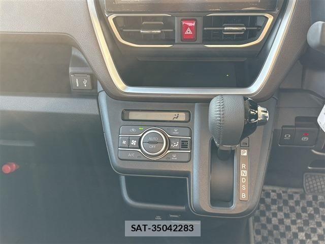Daihatsu MOVE 2025-06 1827035-11
