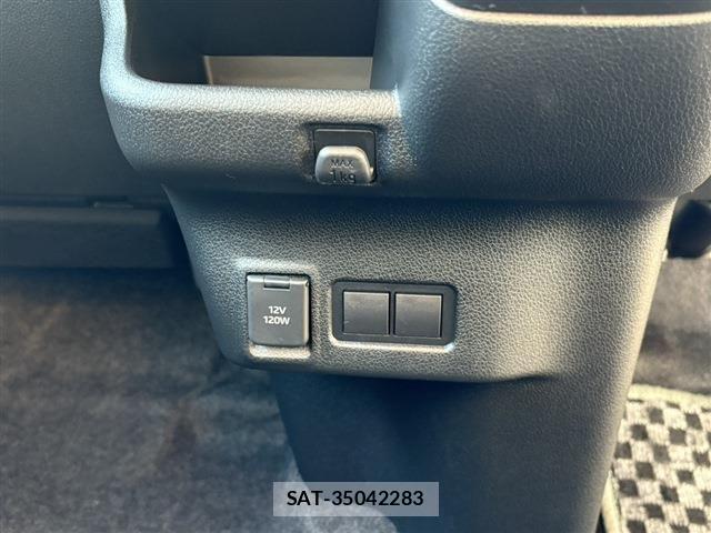 Daihatsu MOVE 2025-06 1827035-12