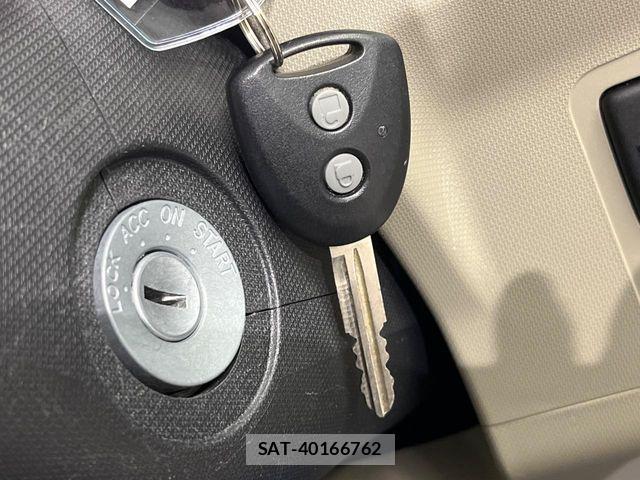 Daihatsu MOVE 2014-04 6909385-6