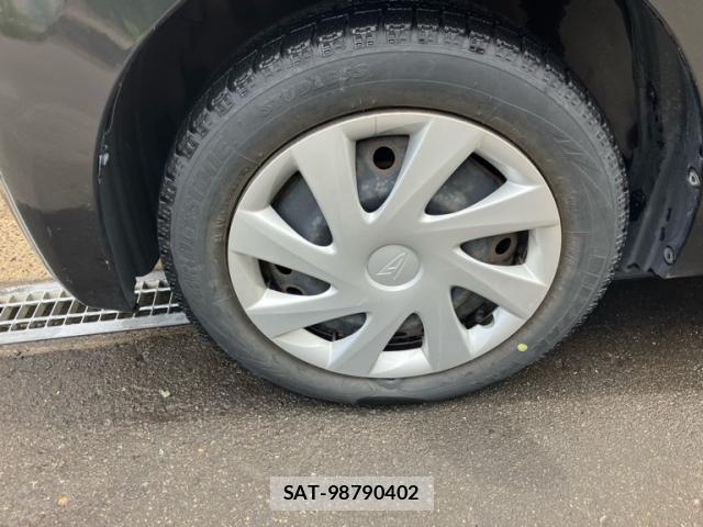 Daihatsu MOVE 2011-11 7251619-5
