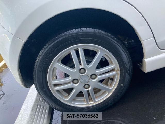Daihatsu MOVE 2010-03 7358854-9