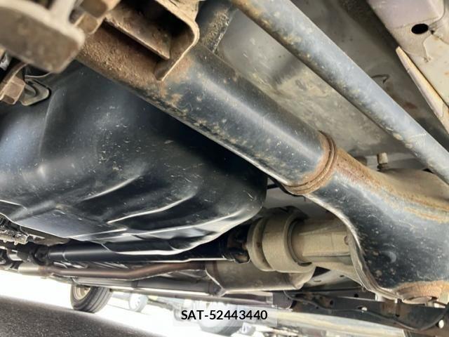 Daihatsu MOVE 2014-06 8100573-6