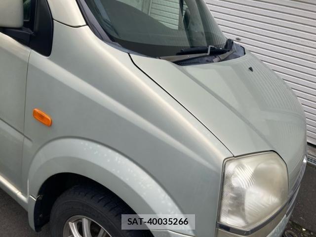 Daihatsu MOVE 2005-03 8131351-9