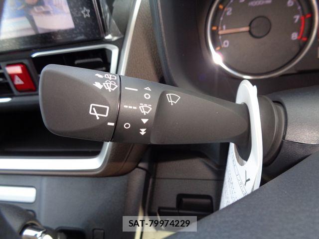 Daihatsu MOVE 2025-06 8208840-24