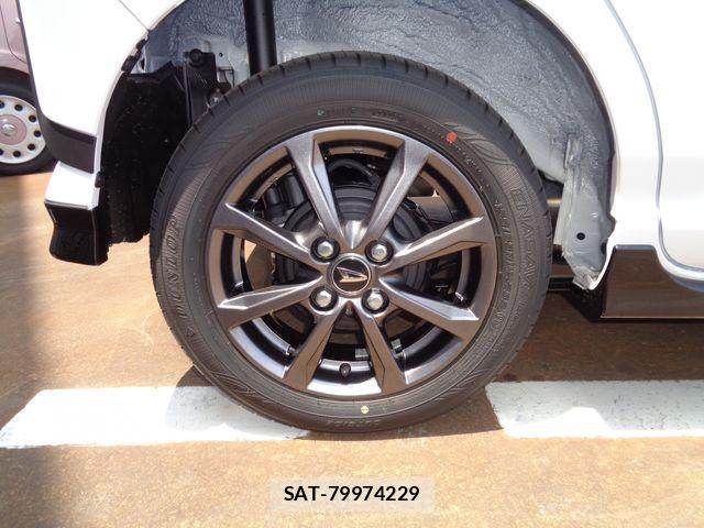 Daihatsu MOVE 2025-06 8208840-25