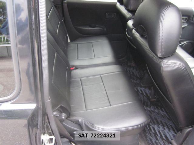 Daihatsu MOVE 2002-03 8208843-12