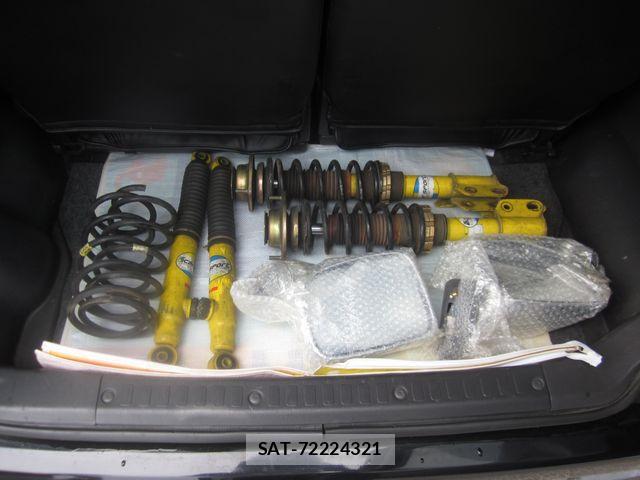 Daihatsu MOVE 2002-03 8208843-13