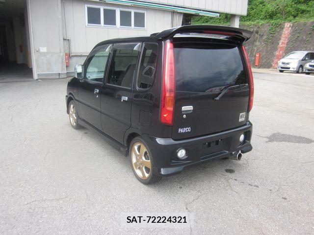 Daihatsu MOVE 2002-03 8208843-2
