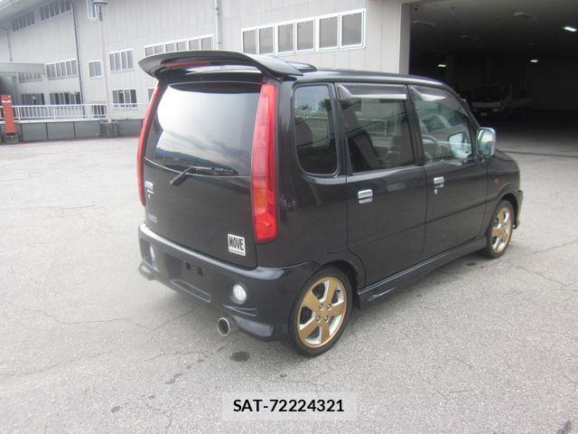 Daihatsu MOVE 2002-03 8208843-6