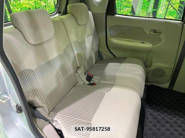 Daihatsu MOVE 2015-09 8208841-8