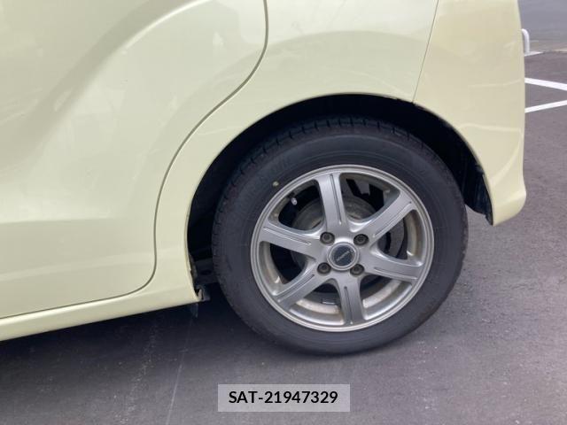Daihatsu MOVE 2015-02 8245984-8