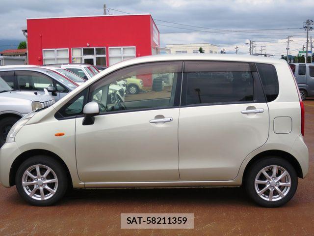 Daihatsu MOVE 2012-01 8245987-4