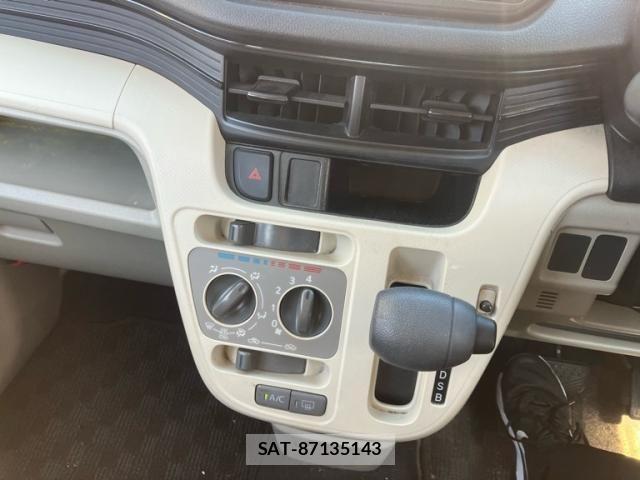 Daihatsu MOVE 2015-08 8355033-25