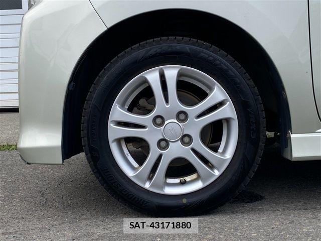 Daihatsu MOVE 2013-06 8355032-13